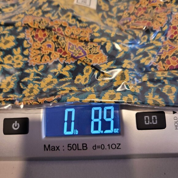 Vintage Evan Picone Floral Print Button-Up Blouse With Tie Neck & Long Sleeves - Picture 14 of 14